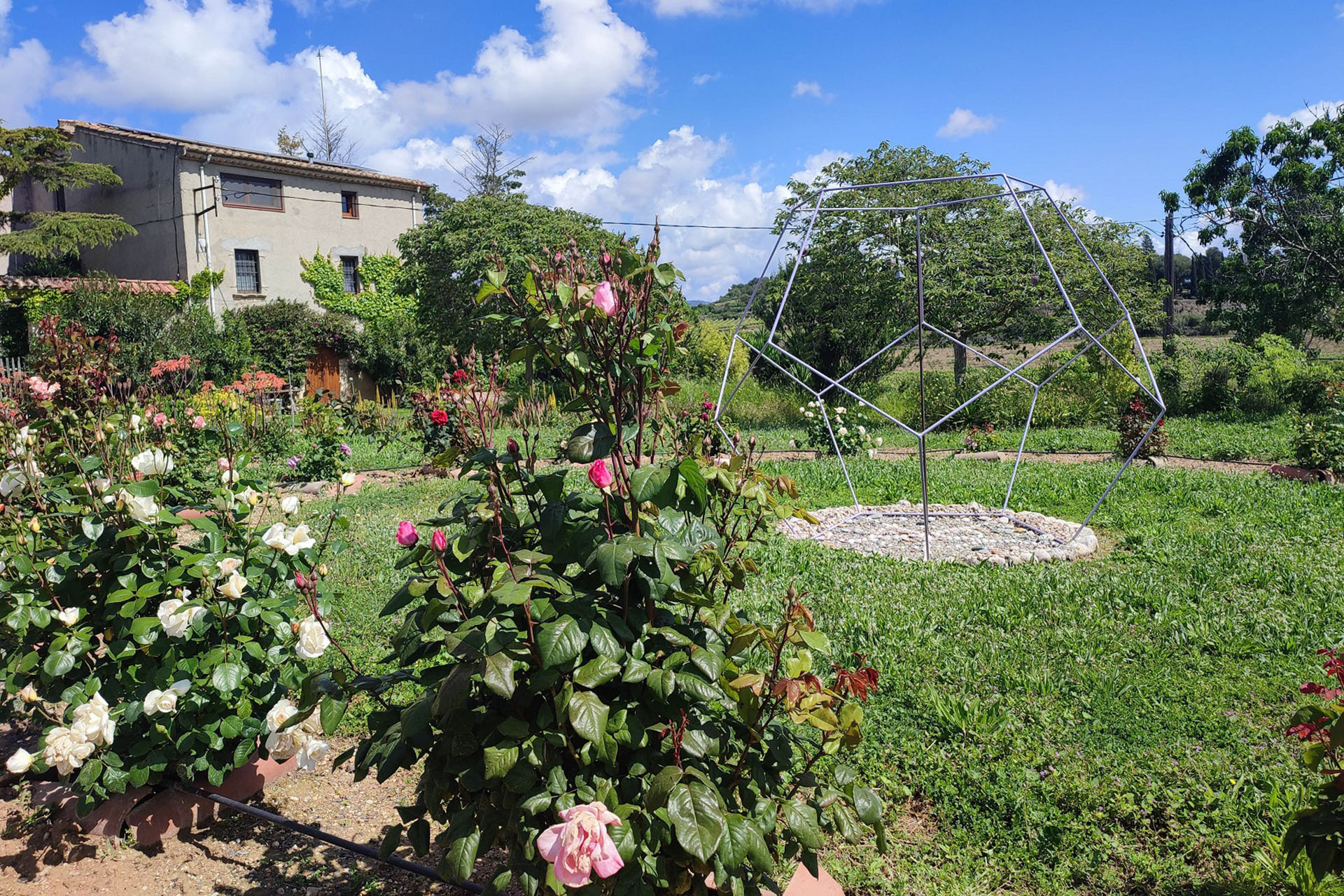 Gaudeix d'un paisatge acollidor!